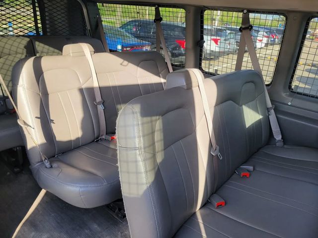 chevrolet express passenger 2020 1GAZGNFG2L1277177 image chevrolet express passenger 2020 1GAZGNFG2L1277177 image